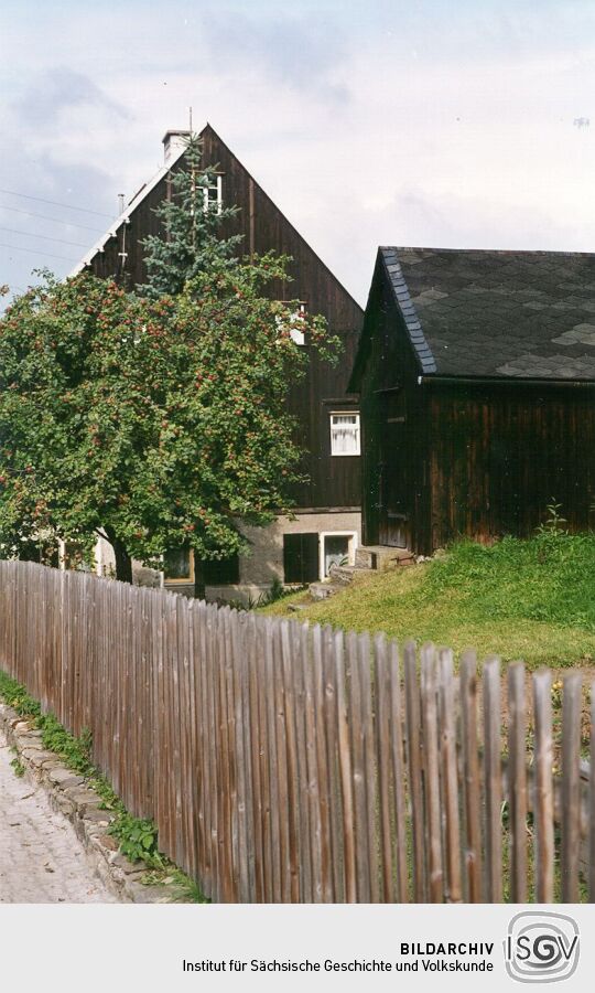 Fachwerkhaus mit Wirtschaftsgebäuden in Neudorf