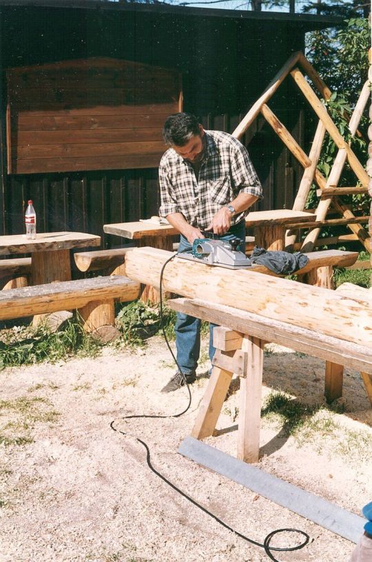 Bau einer Blockhütte am Scheibenberg