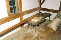 Bild: Teigbreche im Museum "Alte Pfefferküchlerei" in Weißenberg