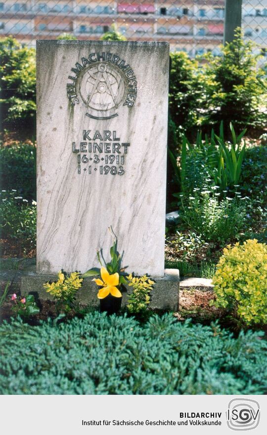 Grabstein des Stellmachermeisters Leinert auf dem Friedhof in Königswartha