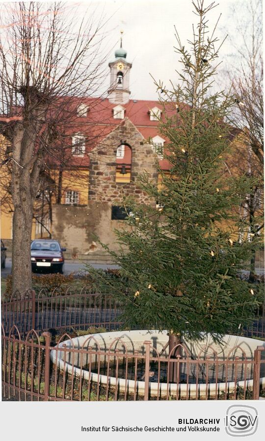 Springbrunnen vor der Herrnhuter Brudergemeinde