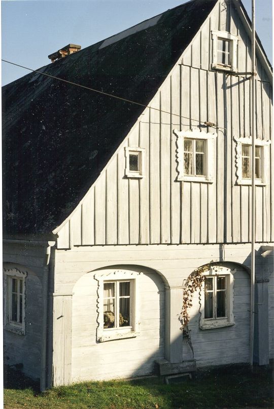 Verschaltes Umgebindehaus in Weifa