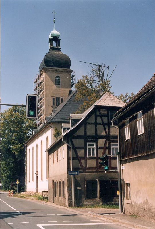 Blick zur Waldenburger Kirche