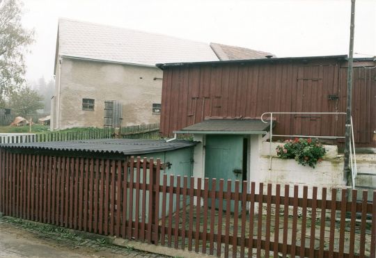 Wohnhaus mit Schuppen in Kemnitz