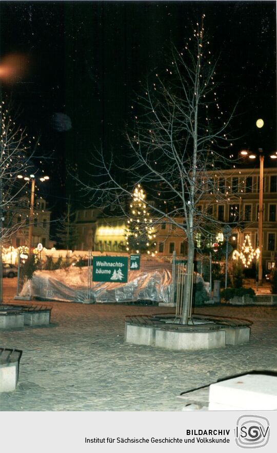 Weihnachtlich geschmückter Marktplatz in Bischofswerda