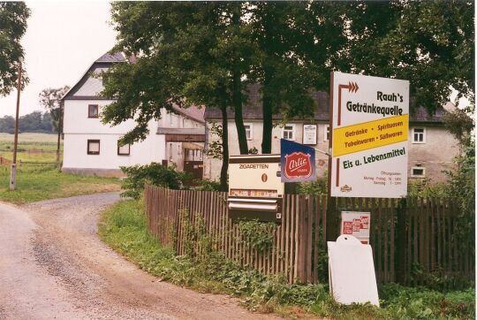 Zum Getränkehaus umgebauter Bauernhof in Gansgrün