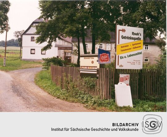 Zum Getränkehaus umgebauter Bauernhof in Gansgrün