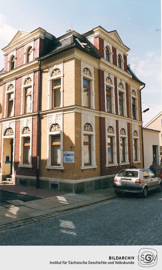 Geschäftshaus in der Krummen Strasse 10 in Markneukirchen