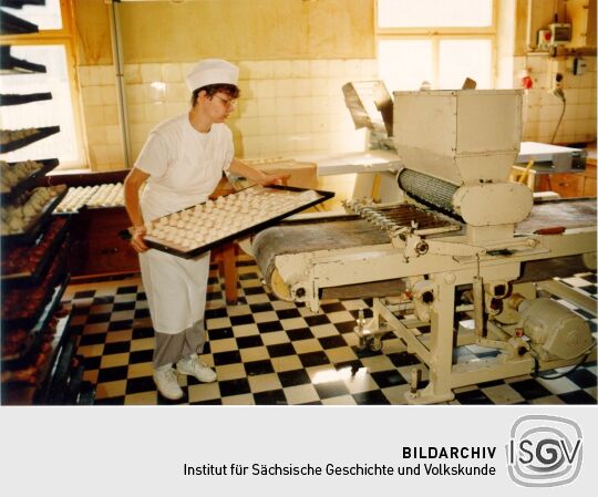Die Makronenmaschine in der Pfefferküchlerei Bernhard Zeiler in Pulsnitz