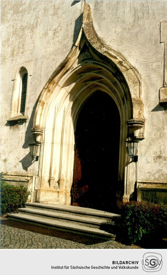 Portal der Kirche in Göda