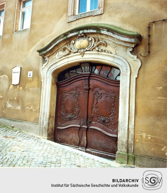 Wohnhausportal in Pulsnitz