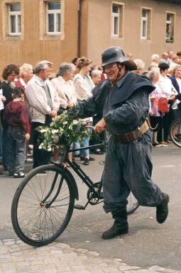 Bild: Festumzug zur 700-Jahr-Feier in Moritzburg