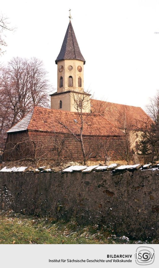 Kirche in Lomnitz