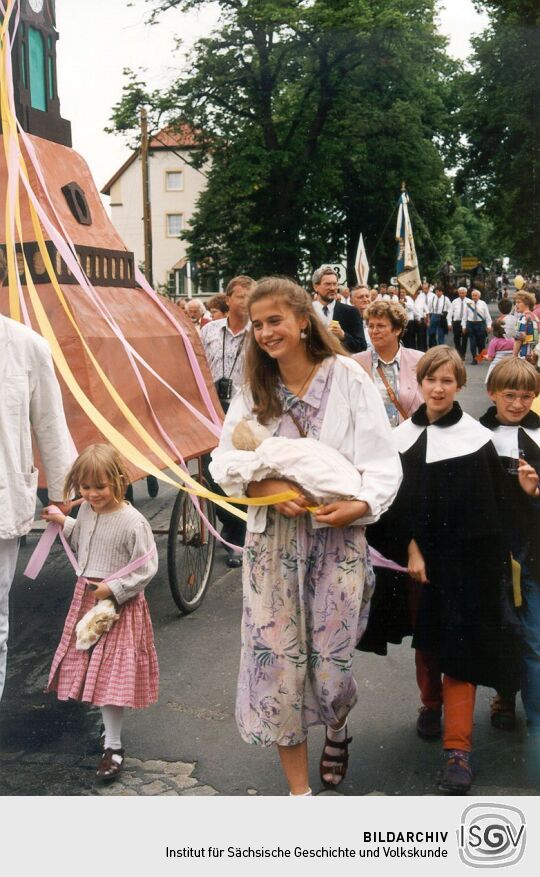 Umzug zur Moritzburger 700-Jahr-Feier