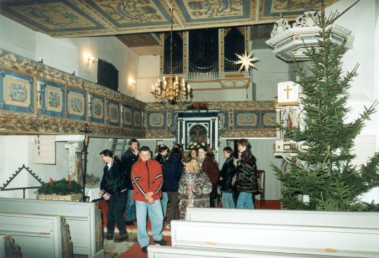 Ausgeschmückte Kirche in Leppersdorf