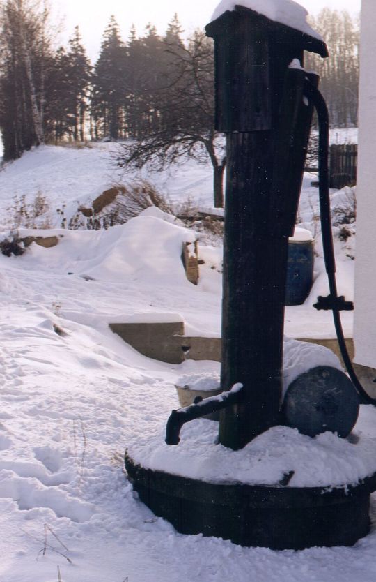 Wasserpumpe in Steina