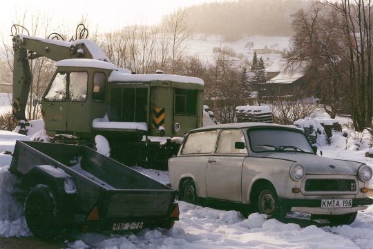 Abgestellte Fahrzeuge in Steina