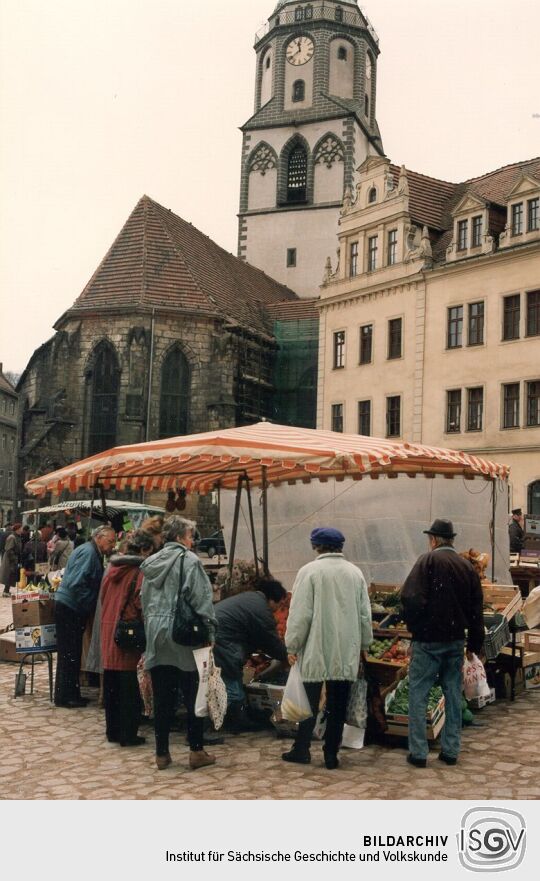 Wochenmarkt in Meißen auf dem Markt
