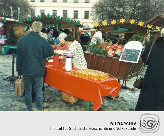 Glühweinstand auf dem Radeberger Weihnachtsmarkt