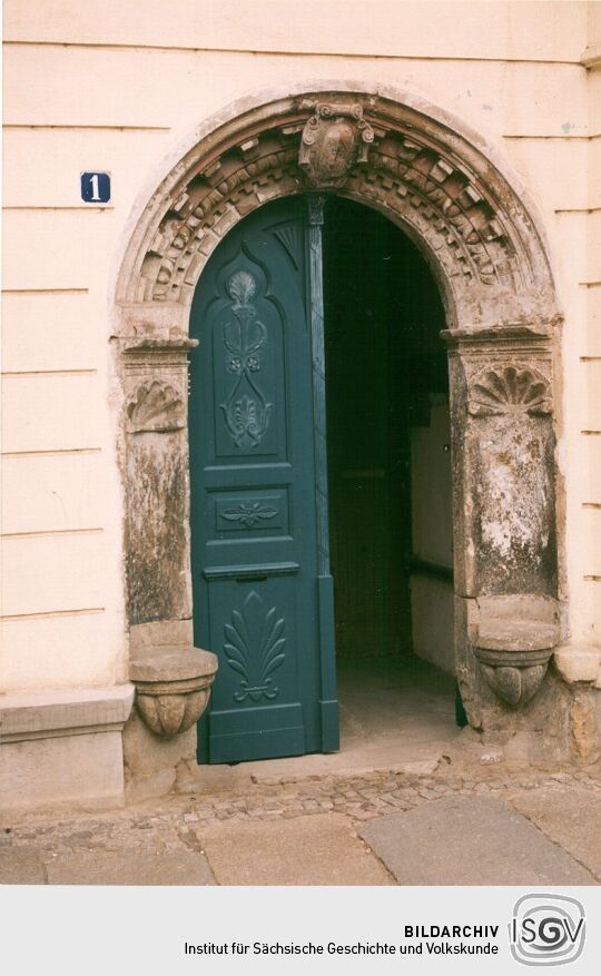 Portal - Meißen, Kleinmarkt Nr.1 (Foto mit starkem Farbstich)