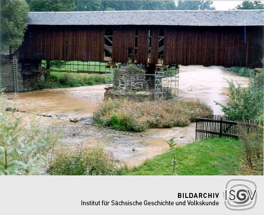 Renovierung einer Brücke in Hennersdorf