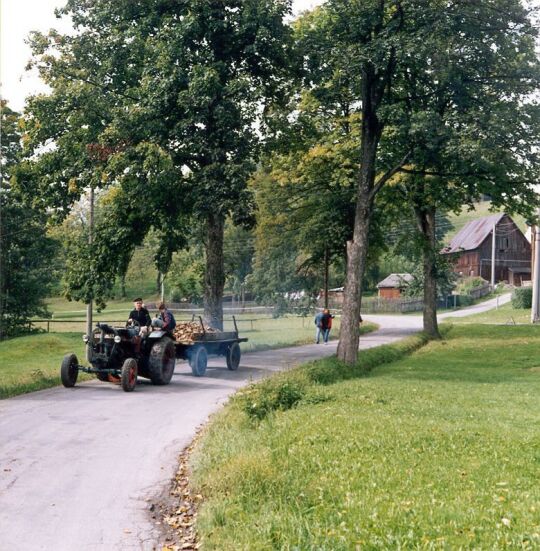 Kleiner Traktor in Wohlbach