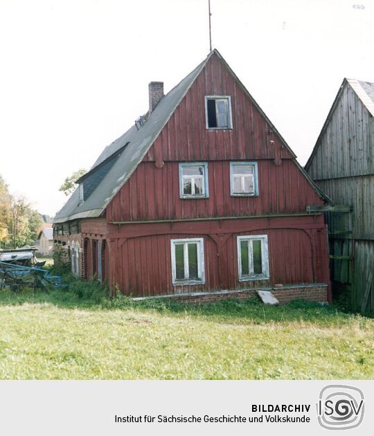 Unbewohntes Wohnhaus eines Bauernhofes in Bergen