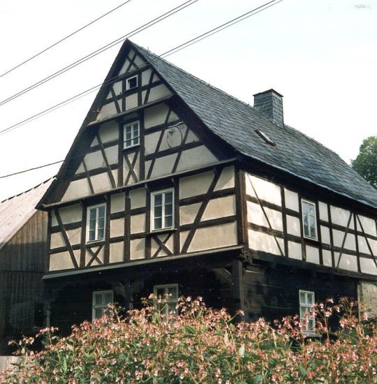 Umgebindehaus mit Fachwerk in Eschenbach