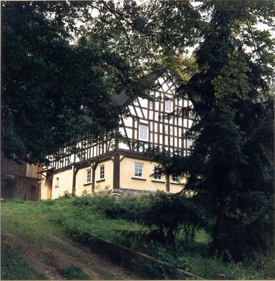 Wohnhaus mit Fachwerk und Umgebinde in Schilbach