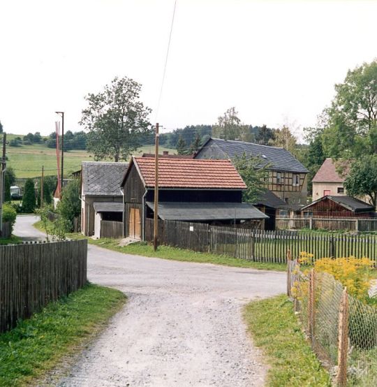 Dorfstraße in Heinersgrün