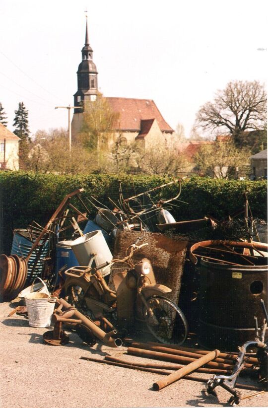 Blick zur Kirche von Rödern