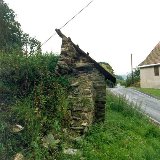 Reste der Kirchenwehrmauer von Eichigt