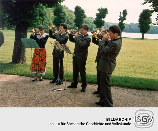 Jagdhornblasen im Schloßgarten von Moritzburg