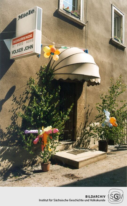 Geschmückter Geschäftseingang in Moritzburg