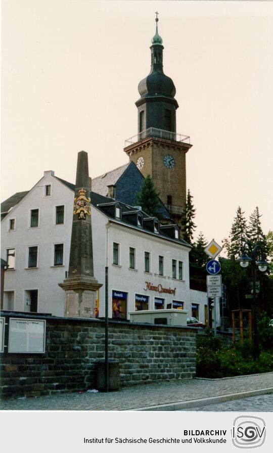 Blick zur Kirche von Thum