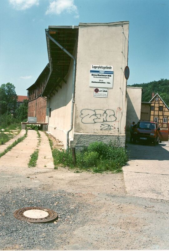 Lagerbauten in Falkenau