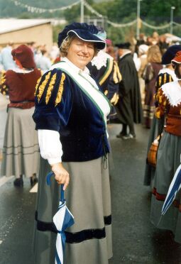 Bild: Festumzug zum Tag der Sachsen in Rochlitz 1995