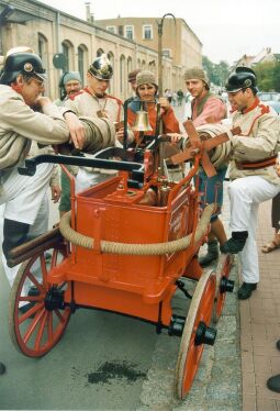 Bild: Festumzug zum Tag der Sachsen in Rochlitz 1995