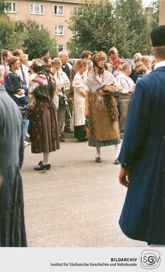 Vogtländerinnen auf dem Festumzug zum Tag der Sachsen in Rochlitz