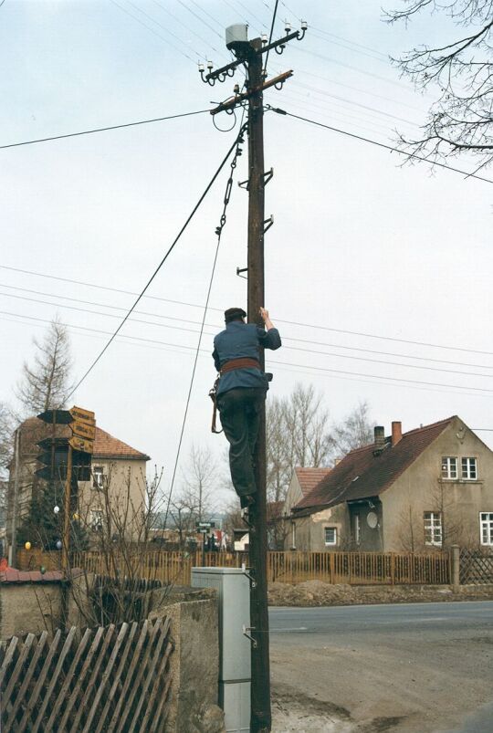 Überprüfung der Telefonleitung in Strauch