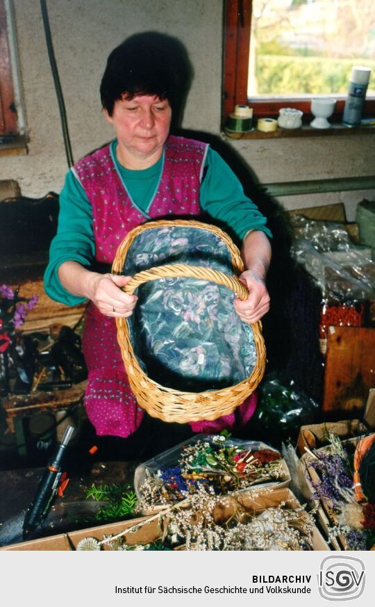 In der Korbmacherei Edda Steinert in Ottendorf