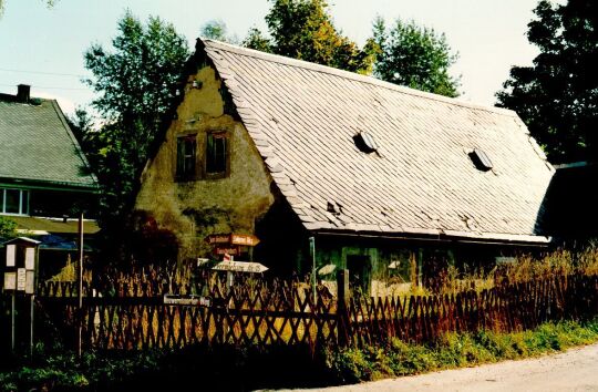 Unbewohntes Haus in Neuhausen