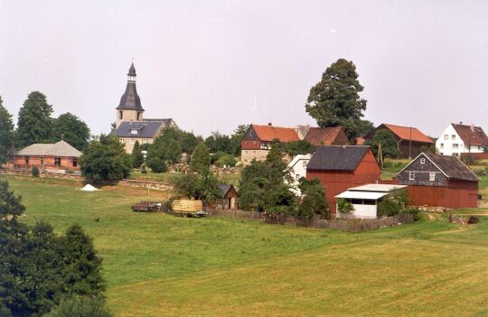 Blick auf Waldkirchener Dorfkirche