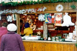 Bild: Riesaer Weihnachtsmarkt 1993