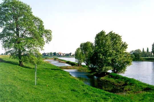 An der Elbe in Lorenzkirch