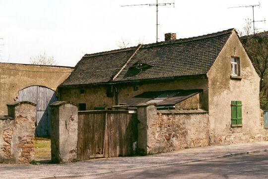 Alter Bauernhof in der Karl-Marx-Straße 22 in Falkenhain