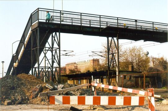 Fußgängerbrücke am Deutzener Bahnhof