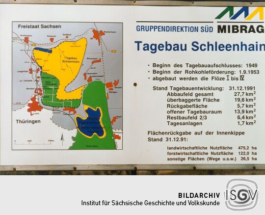 Informationstafel des Tagebaus Schleenhain