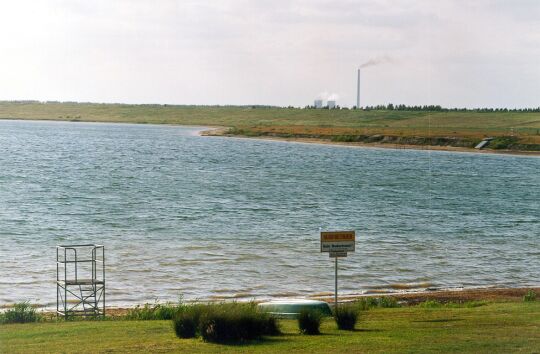 Naherholungsgebiet in einem renaturierten Tagebau bei Borna