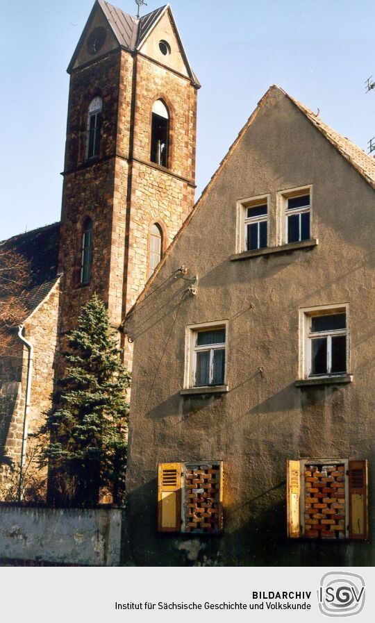 Blick zur Breunsdorfer Kirche